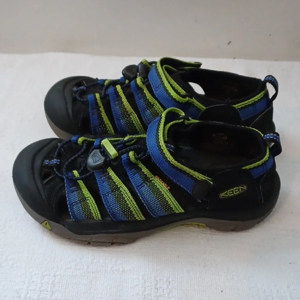 Keen Newport H2 Sandal Youth Size 1 Multicolor Bungee Lace Lock - Picture 5 of 5